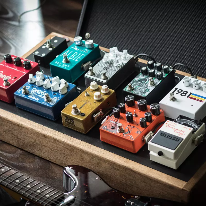 Control your tone or someone's going home, Guitar effects, Vocal effects, Bass effects, Instrument effects, Reverb, Delay, Boost, Overdrive, Distortion, Looper, Multi-effects, Tuners, Wah pedal, Digital effects, Analogue Effects, Boss, MXR, Ibanez, Dunlop, TC Electronic,