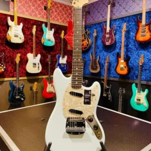 Fender American Performer Mustang_front