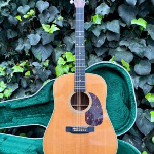 MARTIN HD-28
